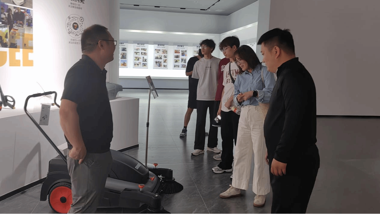 商學院 探尋紅色文化，開拓企業資源——定遠篇 網絡技術服務